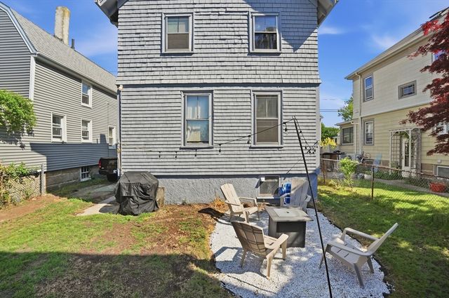 146 Sycamore St, New Bedford, MA 02740