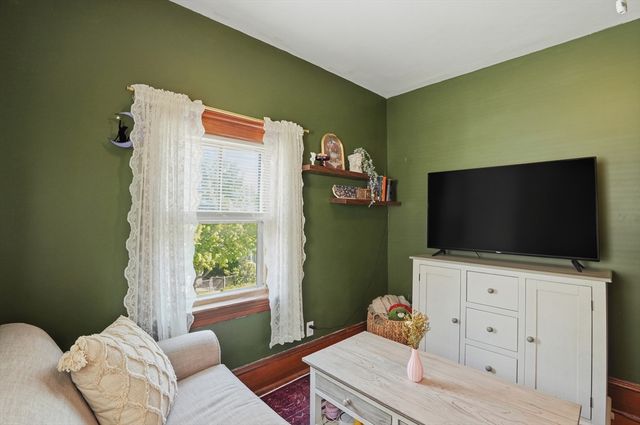 146 Sycamore St, New Bedford, MA 02740