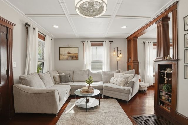 146 Sycamore St, New Bedford, MA 02740