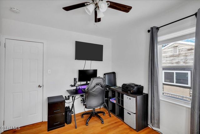 2025 Greenpoint Avenue, Rotterdam, NY 12303