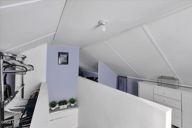 2025 Greenpoint Avenue, Rotterdam, NY 12303