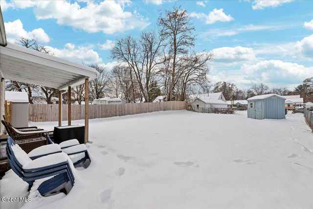 2025 Greenpoint Avenue, Rotterdam, NY 12303