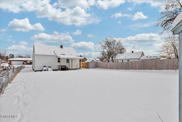 2025 Greenpoint Avenue, Rotterdam, NY 12303