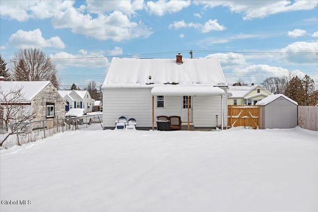 2025 Greenpoint Avenue, Rotterdam, NY 12303