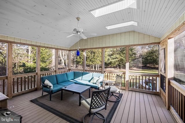 5 FRIAR TUCK DR, Medford, NJ 08055