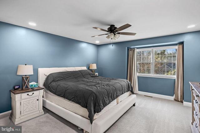 5 FRIAR TUCK DR, Medford, NJ 08055