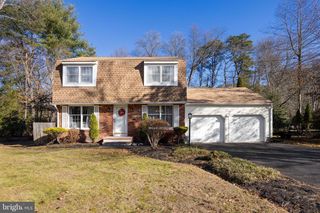5 FRIAR TUCK DR, Medford, NJ 08055