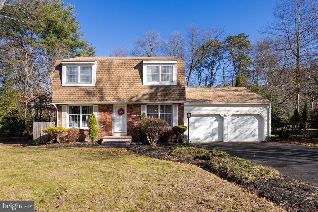 5 FRIAR TUCK DR, Medford, NJ 08055