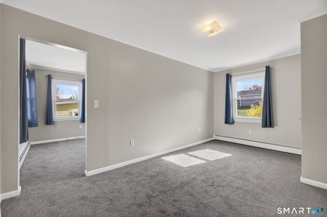 14 Second Avenue, Waterford, CT 06385