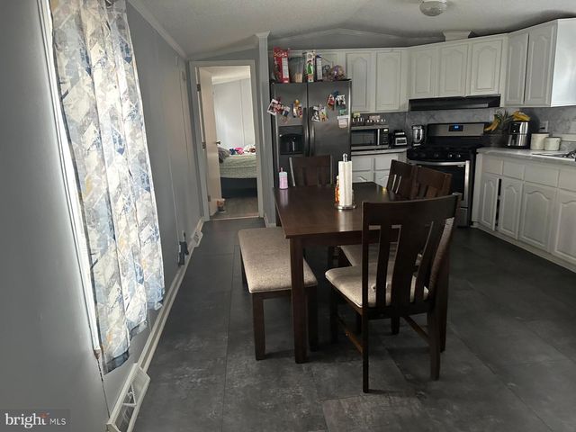 200 BEECHWOOD AVE #2, Dover, DE 19901