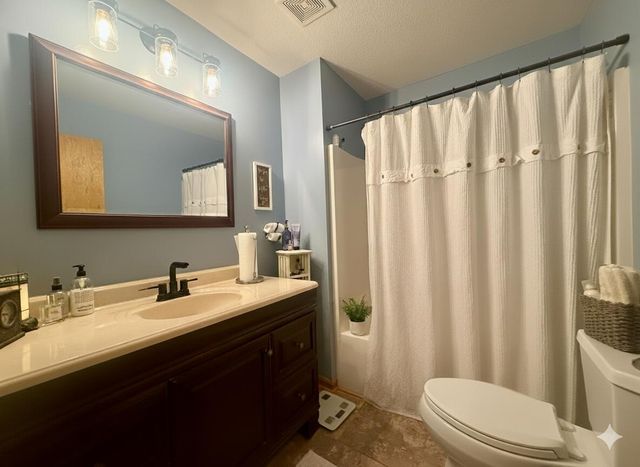 45717 Prairiegrass Court, Van Buren Twp, MI 48111