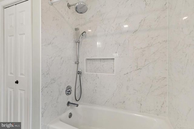 9033 OLD WATERLOO RD, Warrenton, VA 20186