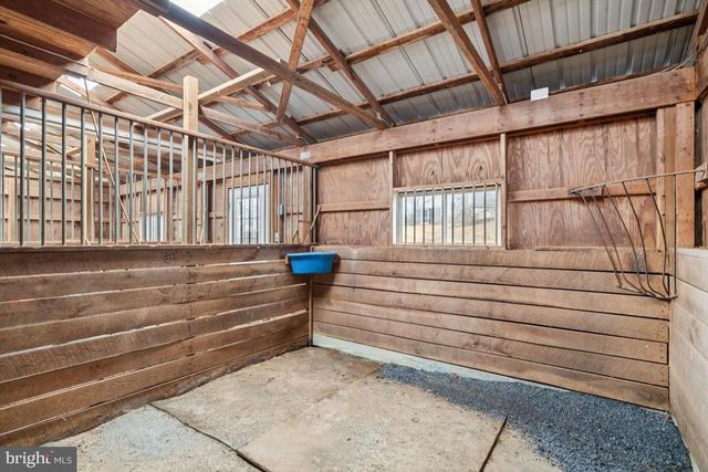 9033 OLD WATERLOO RD, Warrenton, VA 20186