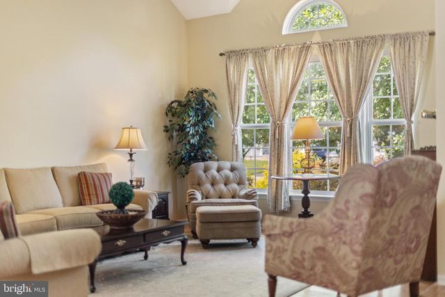 17 MARJORIE WAY, Hamilton, NJ 08690