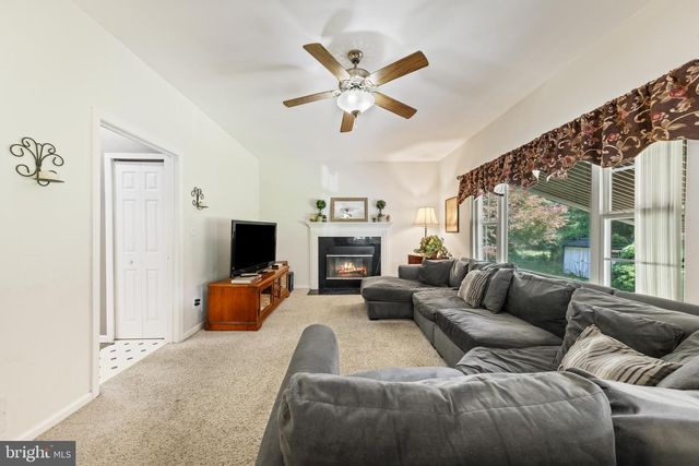 17 MARJORIE WAY, Hamilton, NJ 08690
