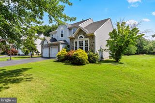 17 MARJORIE WAY, Hamilton, NJ 08690