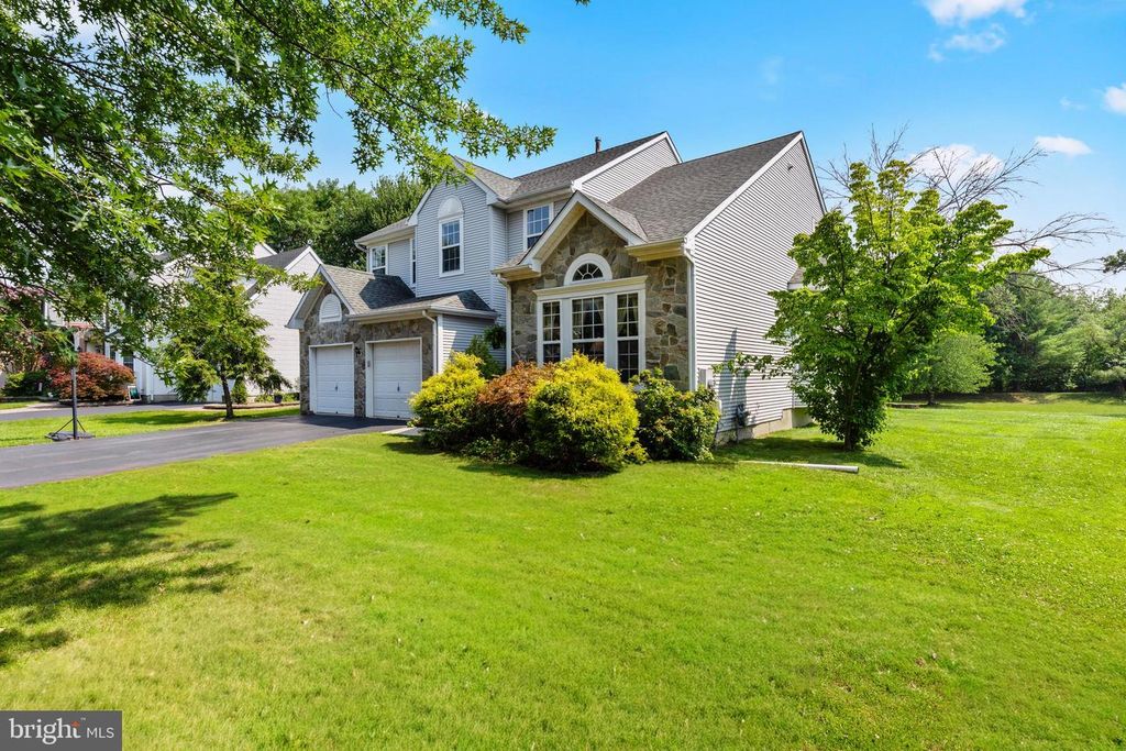 17 MARJORIE WAY, Hamilton, NJ 08690