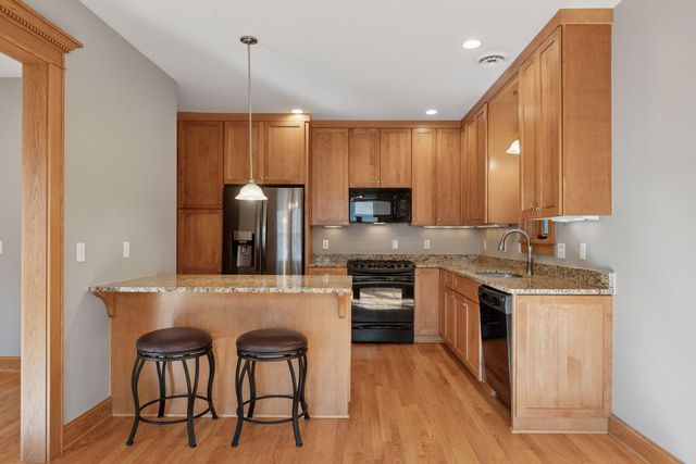 3810 W 31st Street 102, Minneapolis, MN 55416