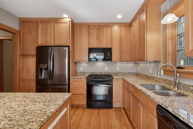 3810 W 31st Street 102, Minneapolis, MN 55416