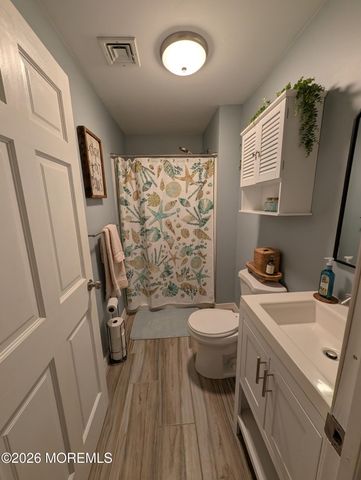 1155 Steamer Avenue, Manahawkin, NJ 08050