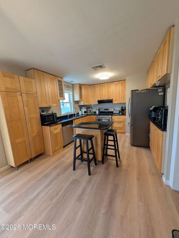 1155 Steamer Avenue, Manahawkin, NJ 08050