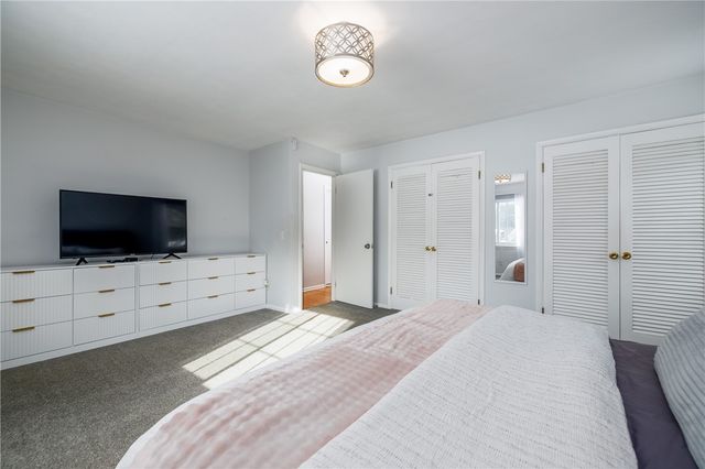 15 Trowbridge Trail, Pittsford, NY 14534