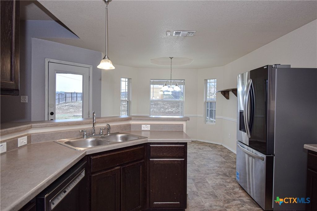 Image 13 of property listing at 5411 Eagles Nest Drive, Killeen, TX 76549