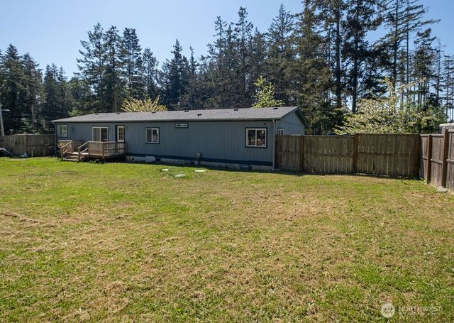 1090 Paul Avenue, Oak Harbor, WA 98277