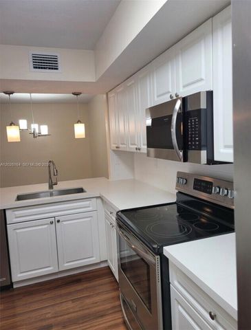 8580 SW 212th Street 303, Cutler Bay, FL 33189
