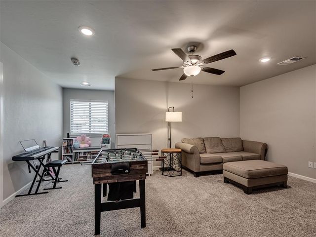 8433 Lambert Way, Edmond, OK 73034