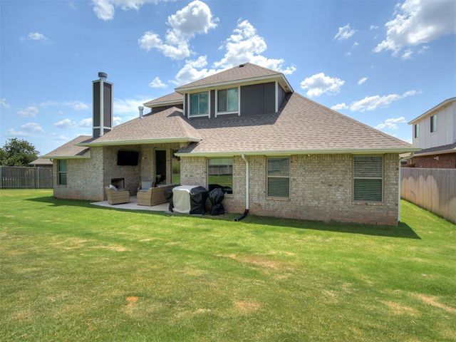 8433 Lambert Way, Edmond, OK 73034