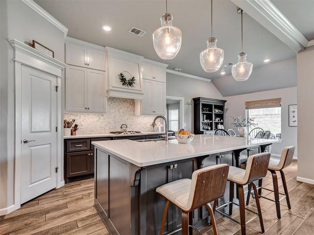 8433 Lambert Way, Edmond, OK 73034