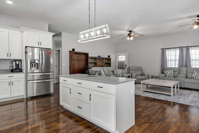 755 Highlandville Road, Highlandville, MO 65669