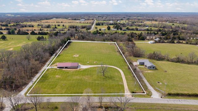755 Highlandville Road, Highlandville, MO 65669