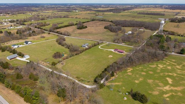 755 Highlandville Road, Highlandville, MO 65669