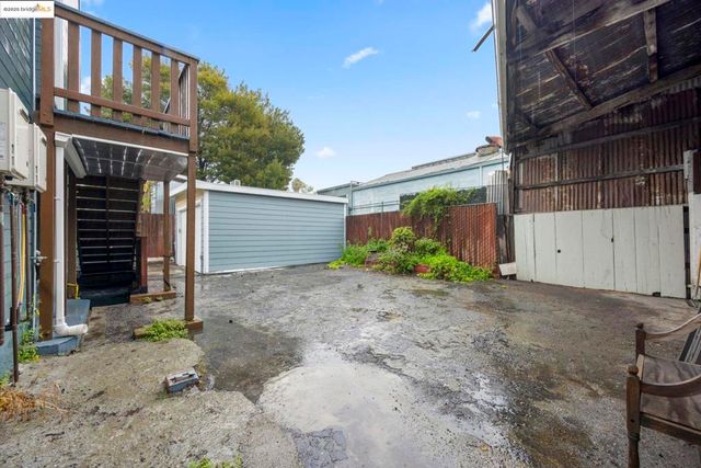 685 37th Street, Oakland, CA 94609