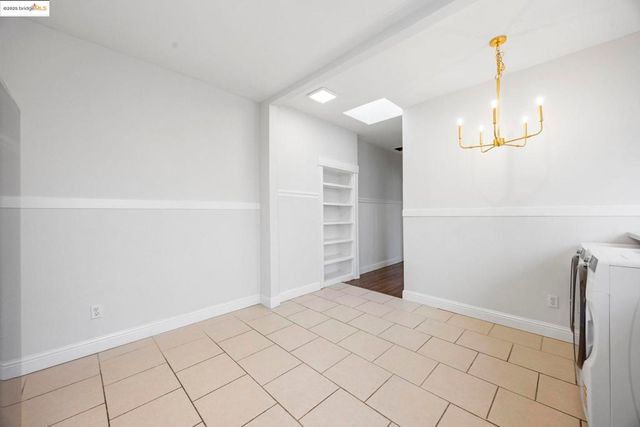 685 37th Street, Oakland, CA 94609