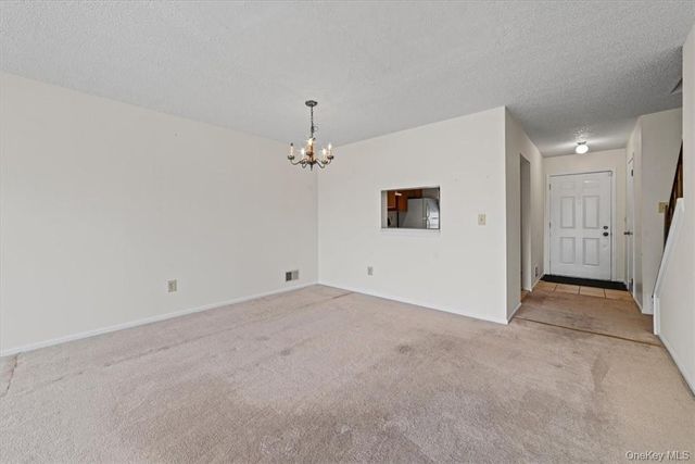 6 Cumberland Court, Peekskill, NY 10566