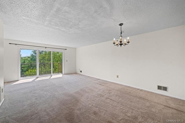 6 Cumberland Court, Peekskill, NY 10566