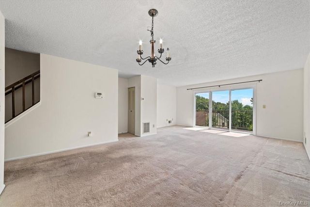 6 Cumberland Court, Peekskill, NY 10566