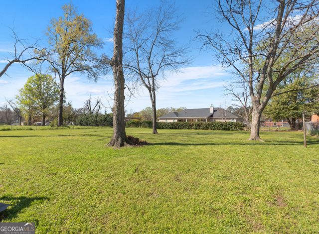 129 Walnut Street, Bonaire, GA 31005