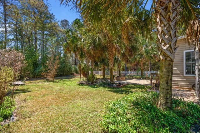 309 Meadowside Dr., Little River, SC 29566