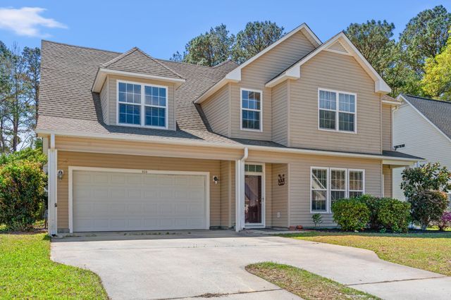 309 Meadowside Dr., Little River, SC 29566