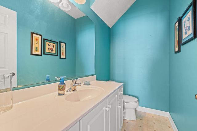 309 Meadowside Dr., Little River, SC 29566