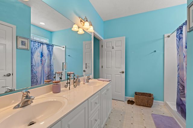 309 Meadowside Dr., Little River, SC 29566