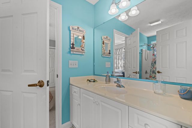 309 Meadowside Dr., Little River, SC 29566