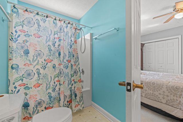 309 Meadowside Dr., Little River, SC 29566