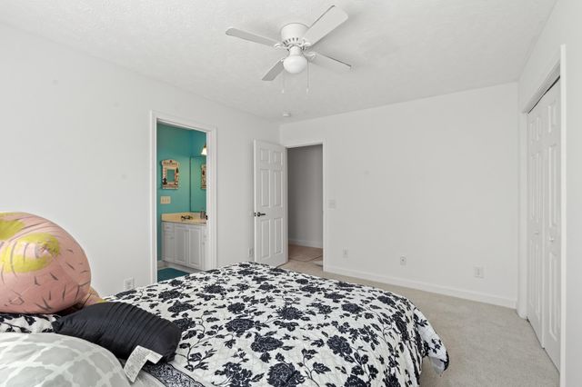 309 Meadowside Dr., Little River, SC 29566