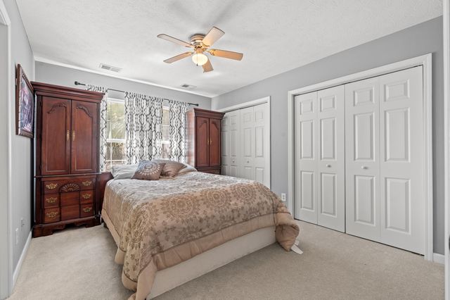 309 Meadowside Dr., Little River, SC 29566