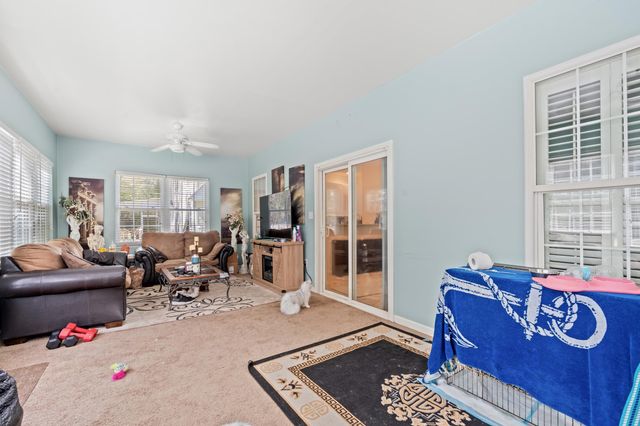 309 Meadowside Dr., Little River, SC 29566